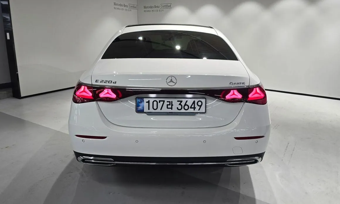 Mercedes-Benz E-Class 2025 из KR, фото 2