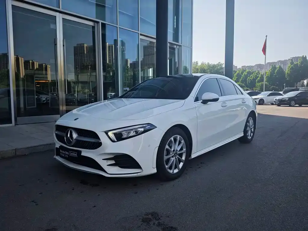 Mercedes-Benz A-Class — фото 1