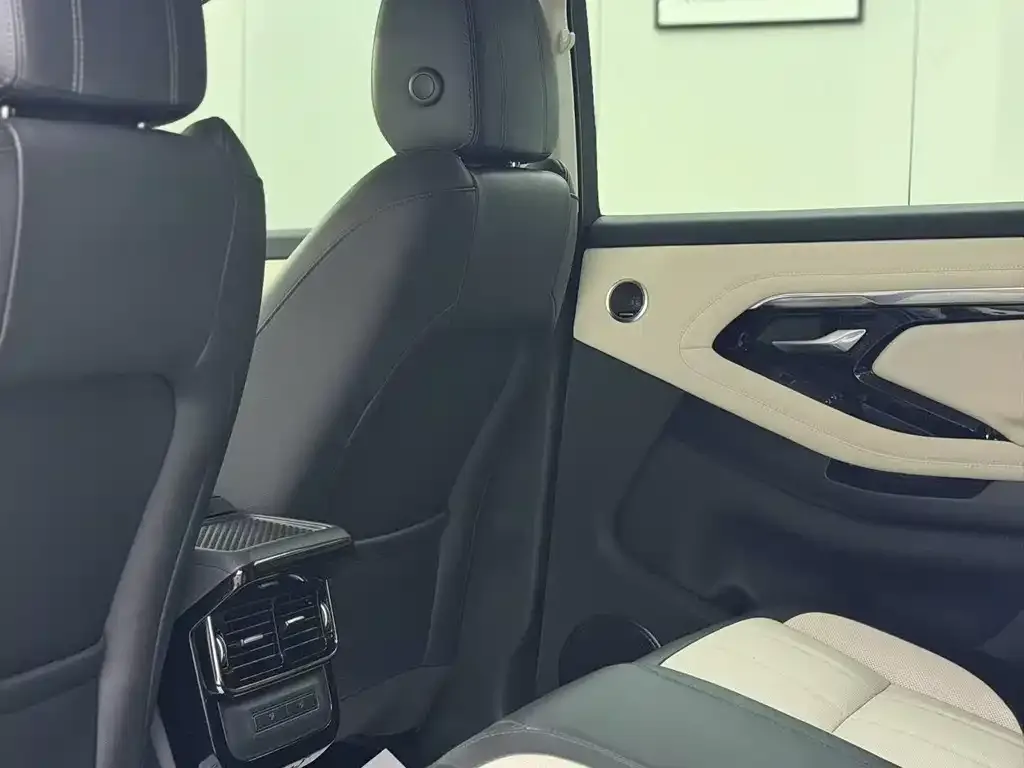 Land Rover Evoque — фото 9
