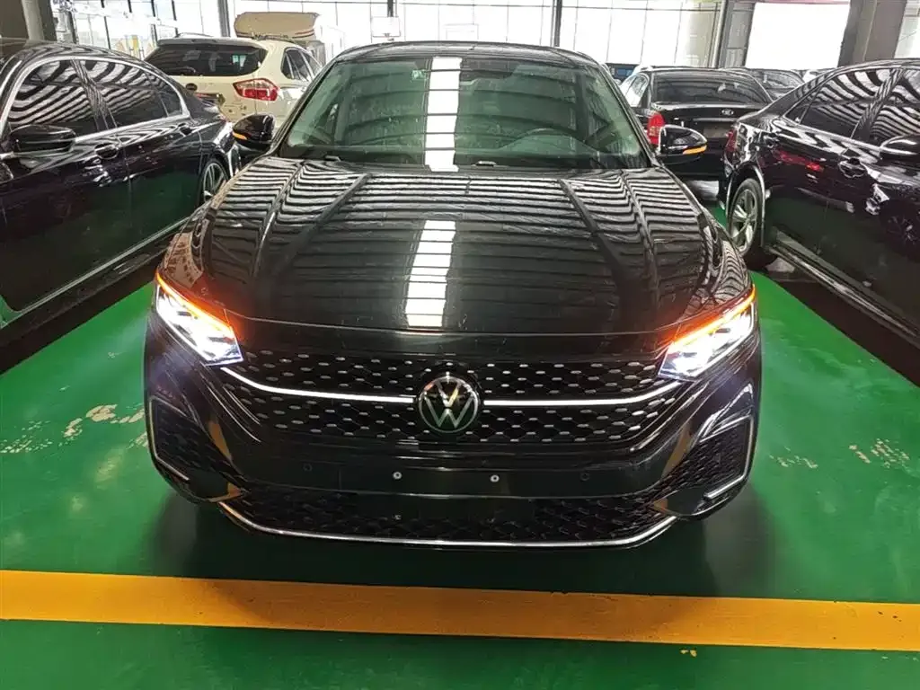 Volkswagen Passat — фото 4