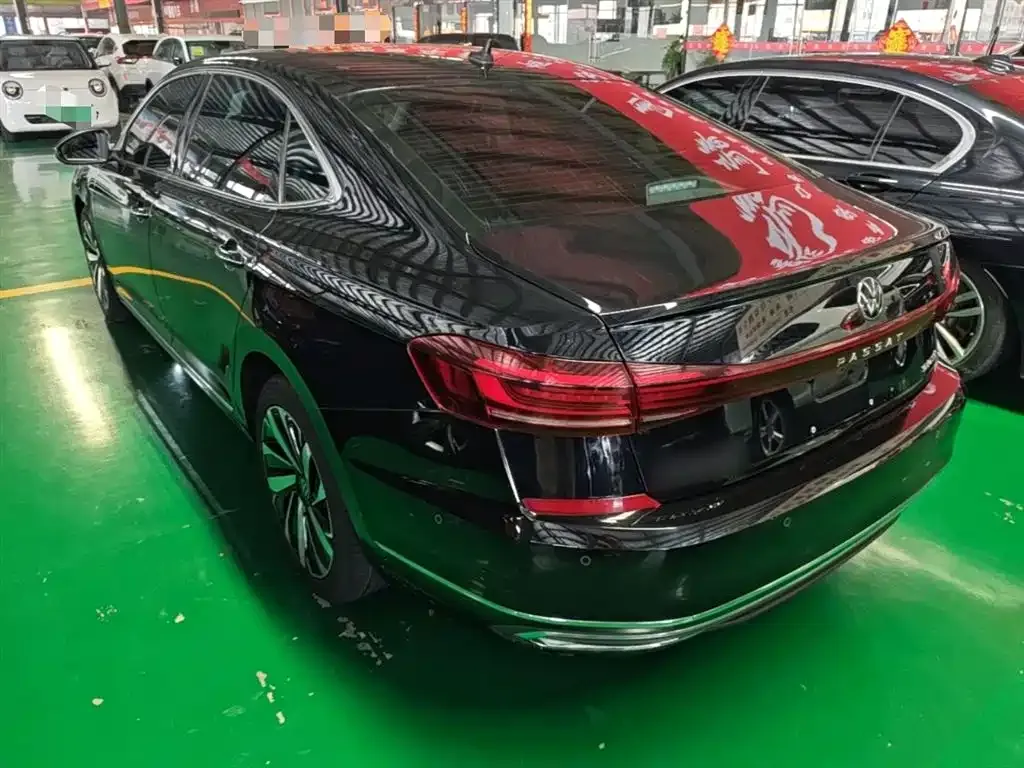 Volkswagen Passat — фото 3