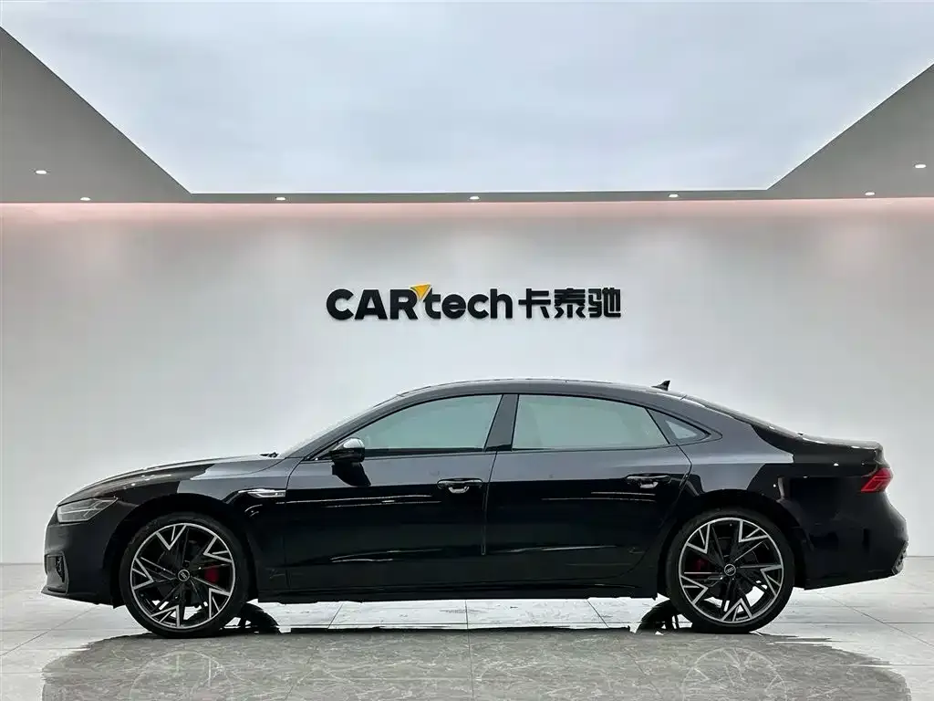 Audi A7L — фото 3