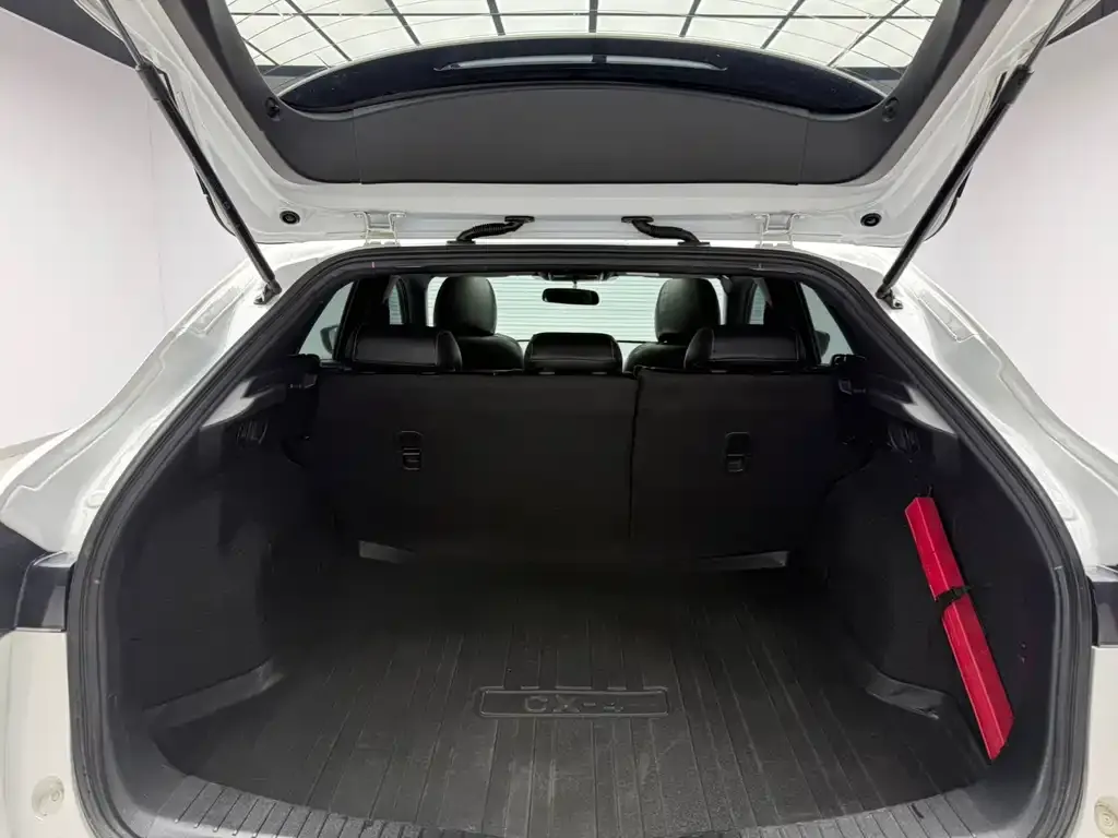 Mazda CX-4 — фото 4