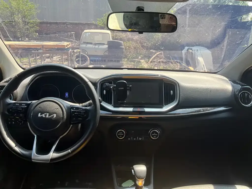 Kia KX1 2022 из CN, фото 9