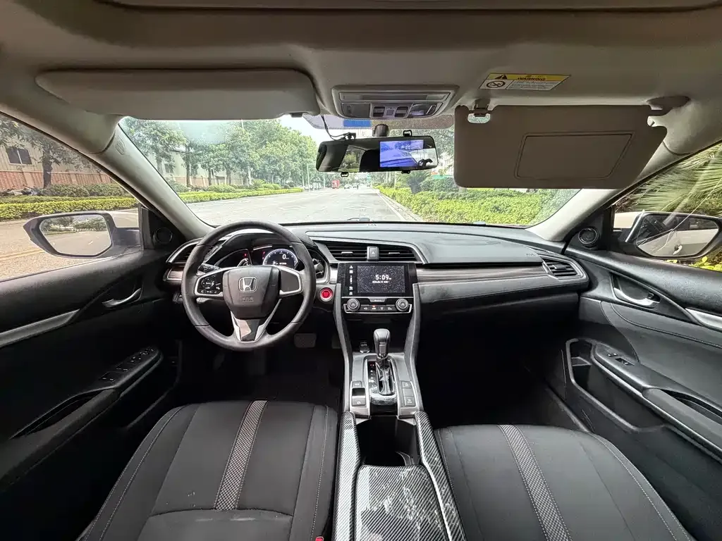 Honda Civic — фото 3