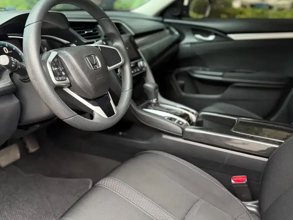 Honda Civic — фото 2