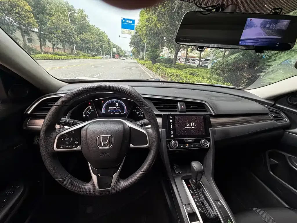 Honda Civic — фото 6