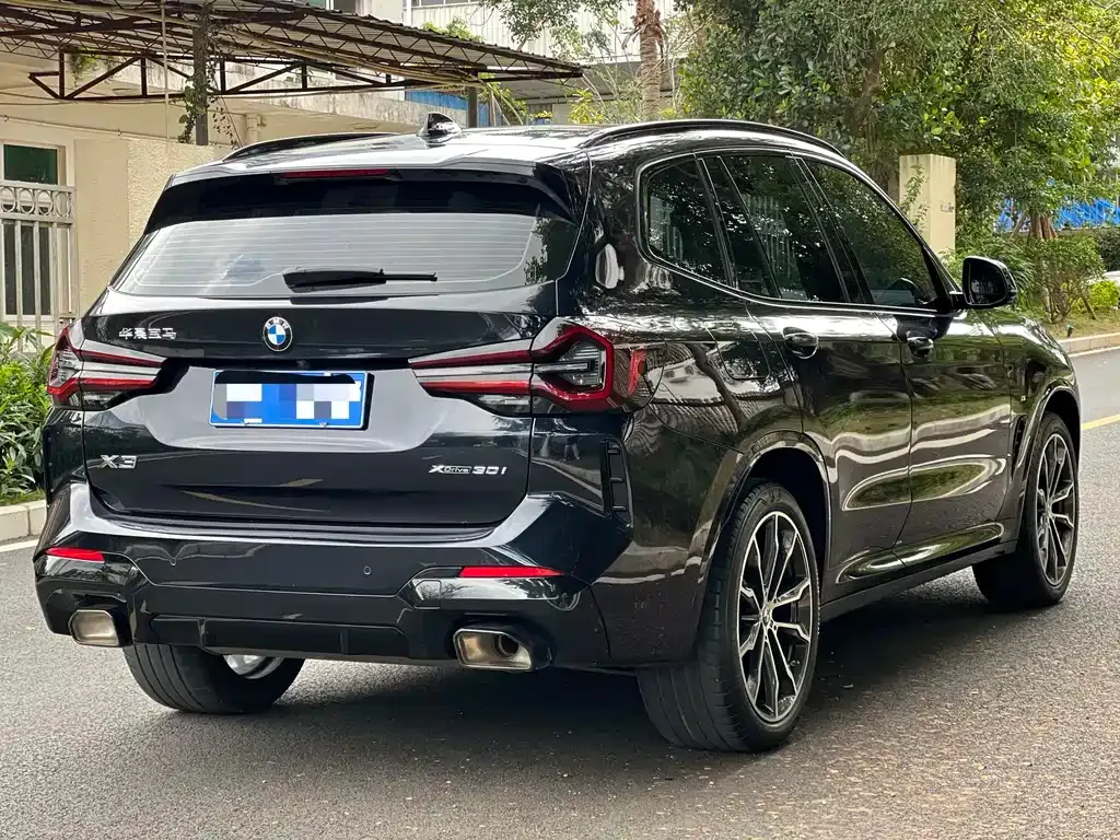 BMW X3 — фото 9