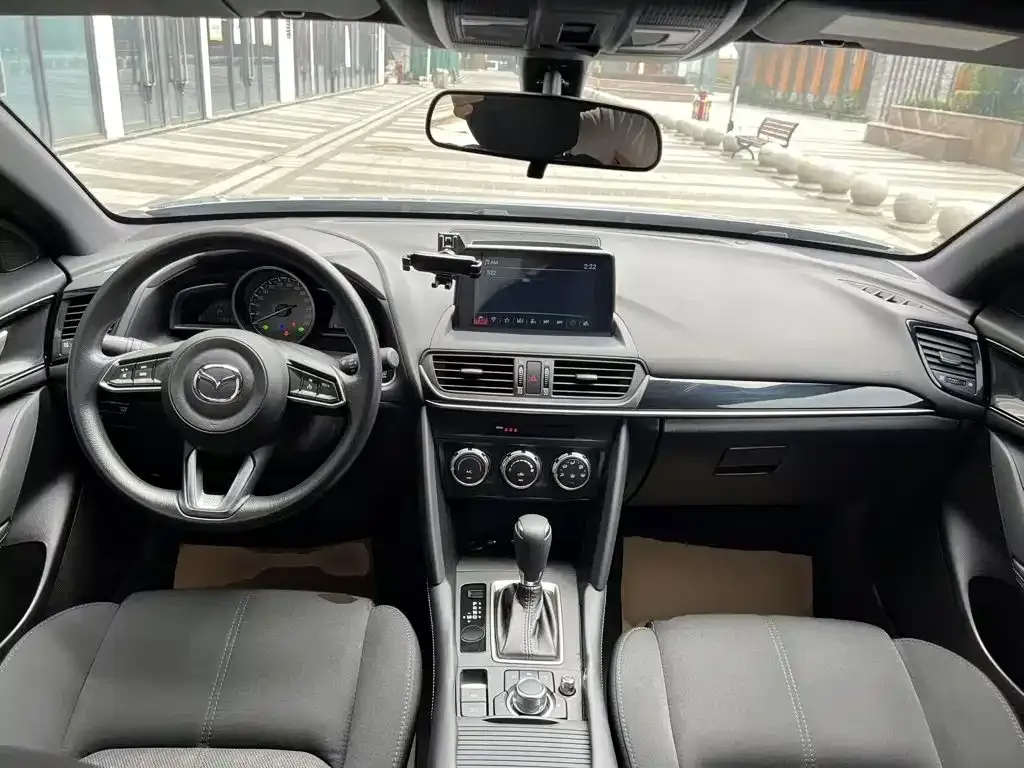 Mazda CX-4 — фото 3