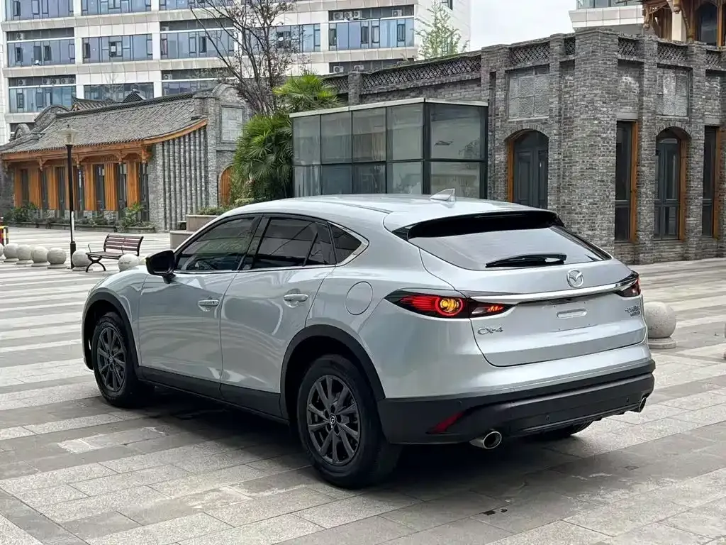 Mazda CX-4 — фото 8