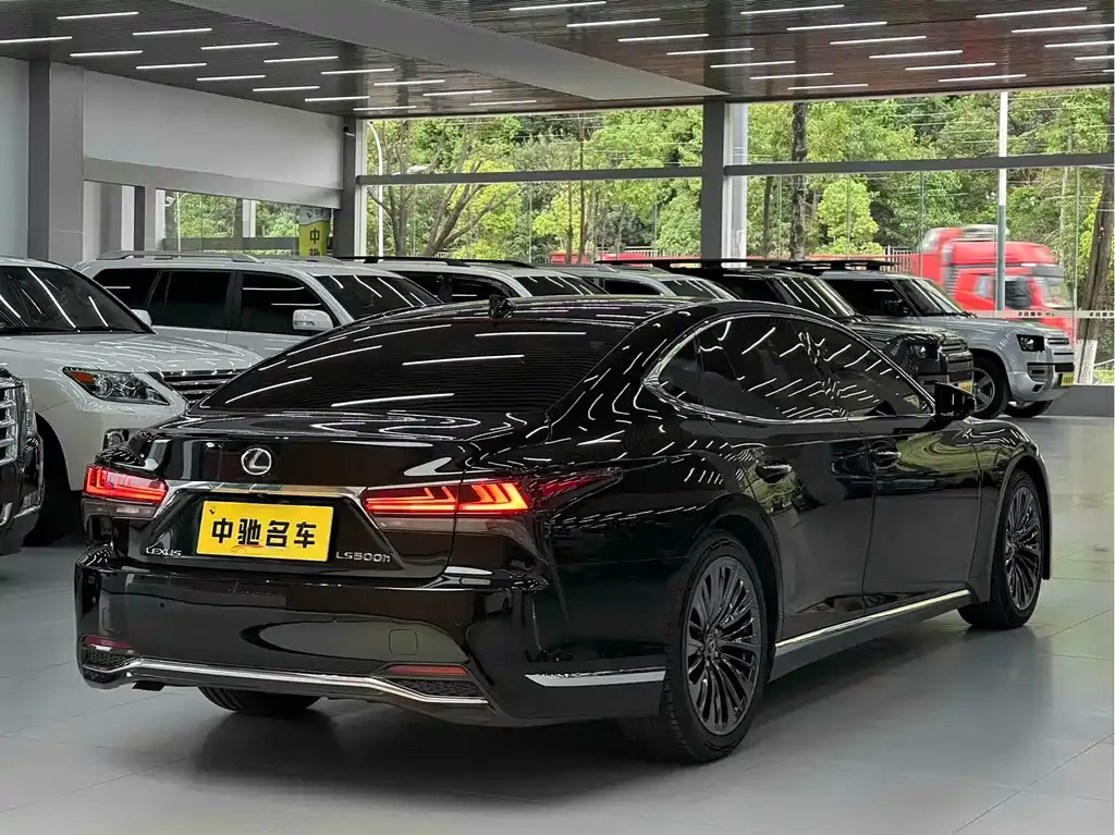 Lexus LS 2022 из CN, фото 8