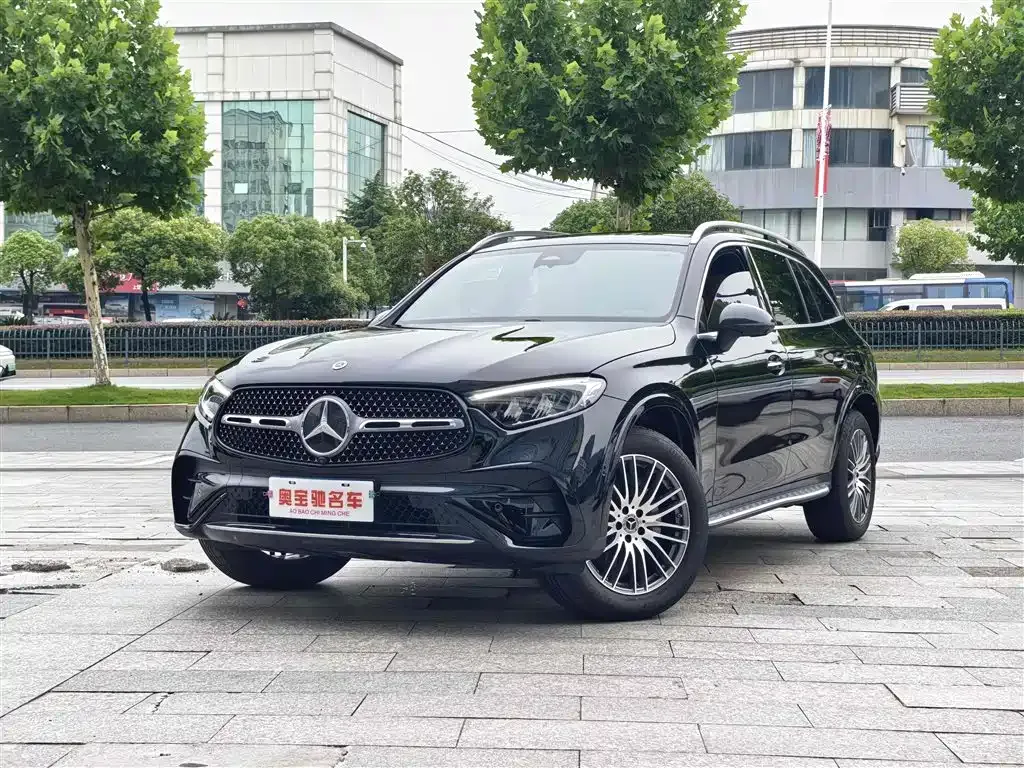 Mercedes-Benz GLC — фото 1