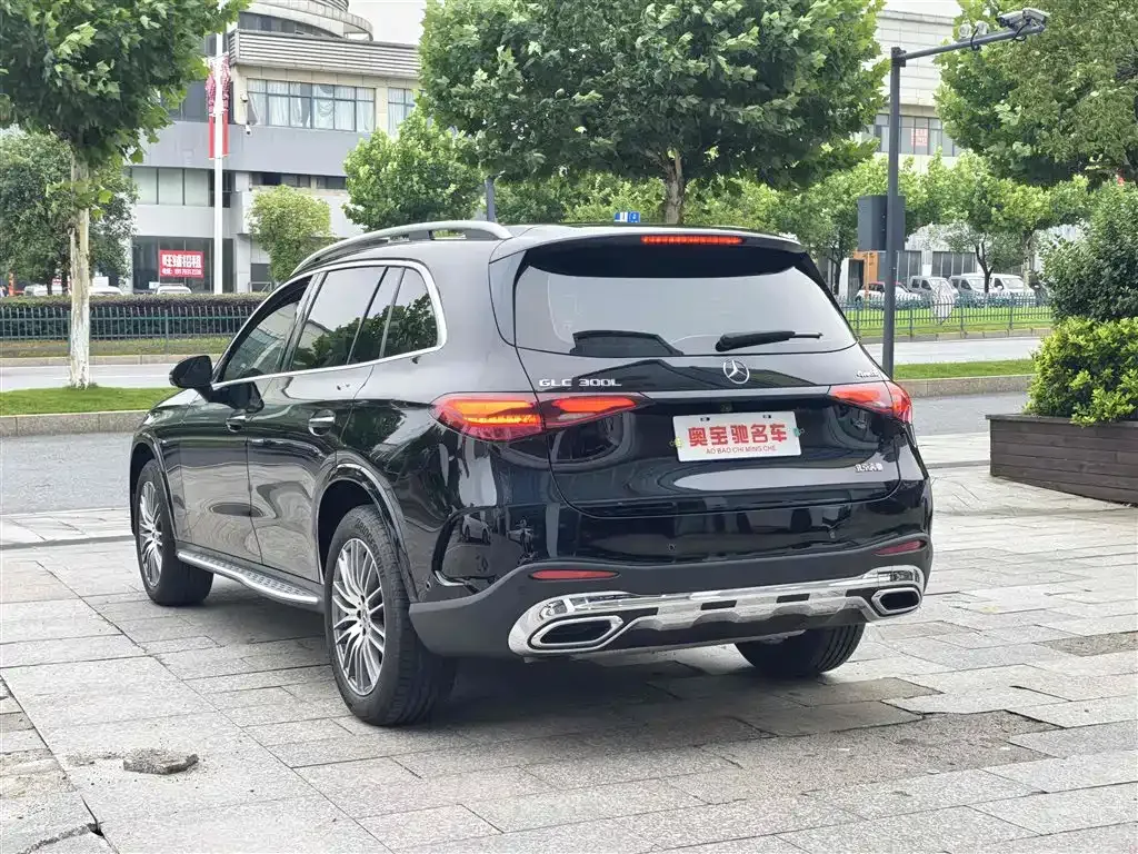 Mercedes-Benz GLC — фото 10