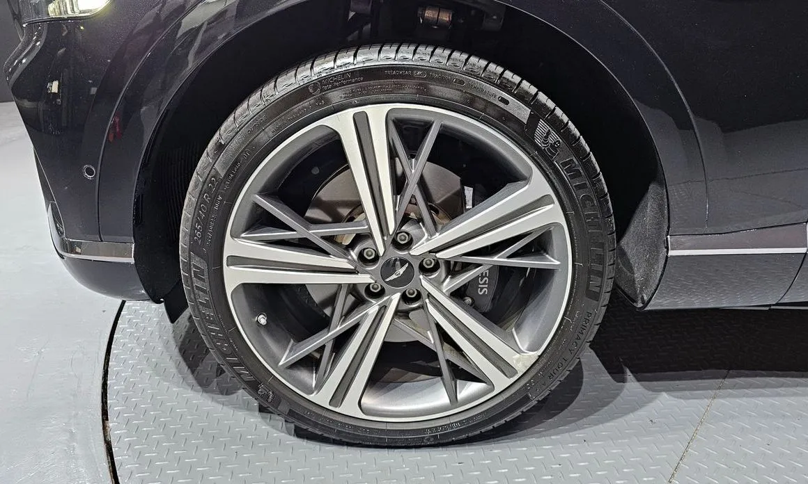 Genesis GV80 — фото 10