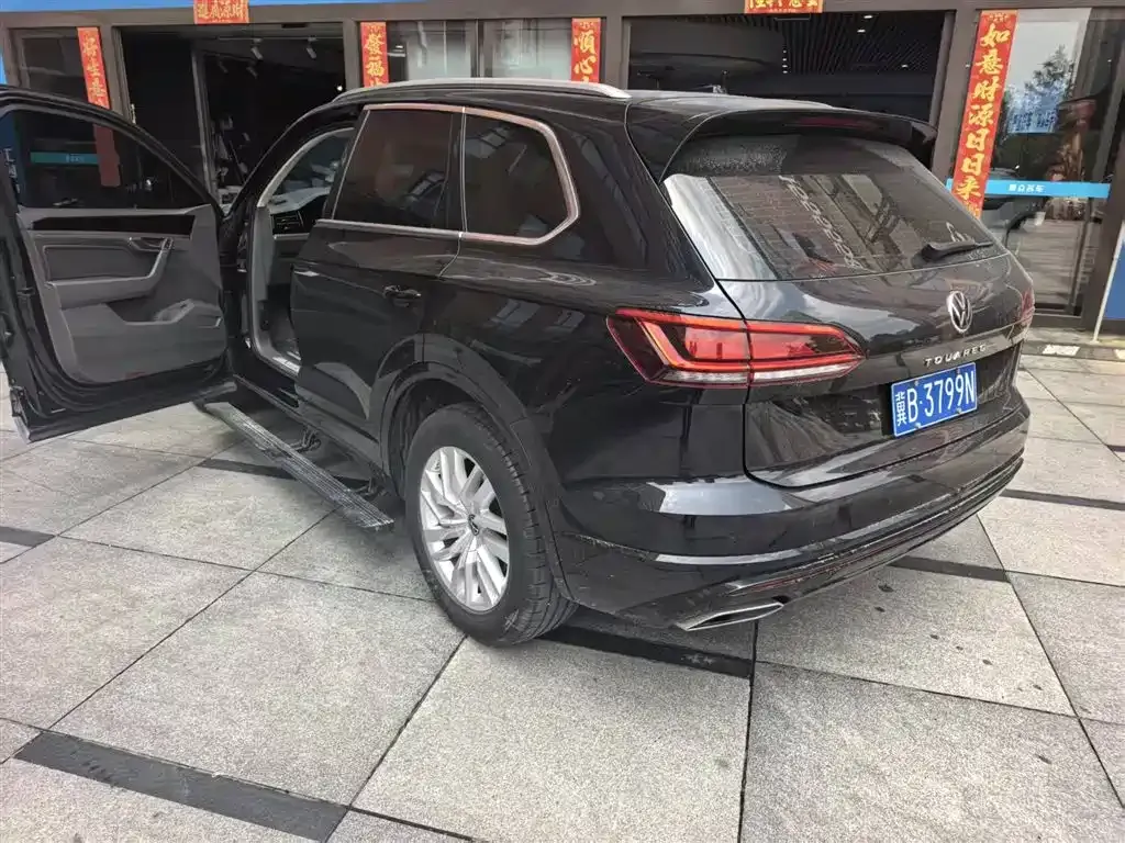 Volkswagen Touareg 2021 из CN, фото 3