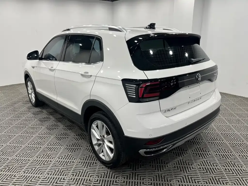 Volkswagen T-Cross — фото 8