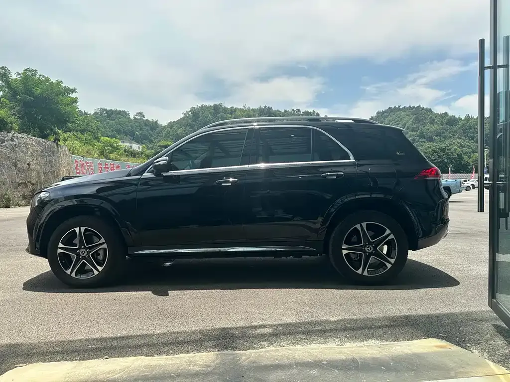 Mercedes-Benz GLE New Energy 2023 из CN, фото 3