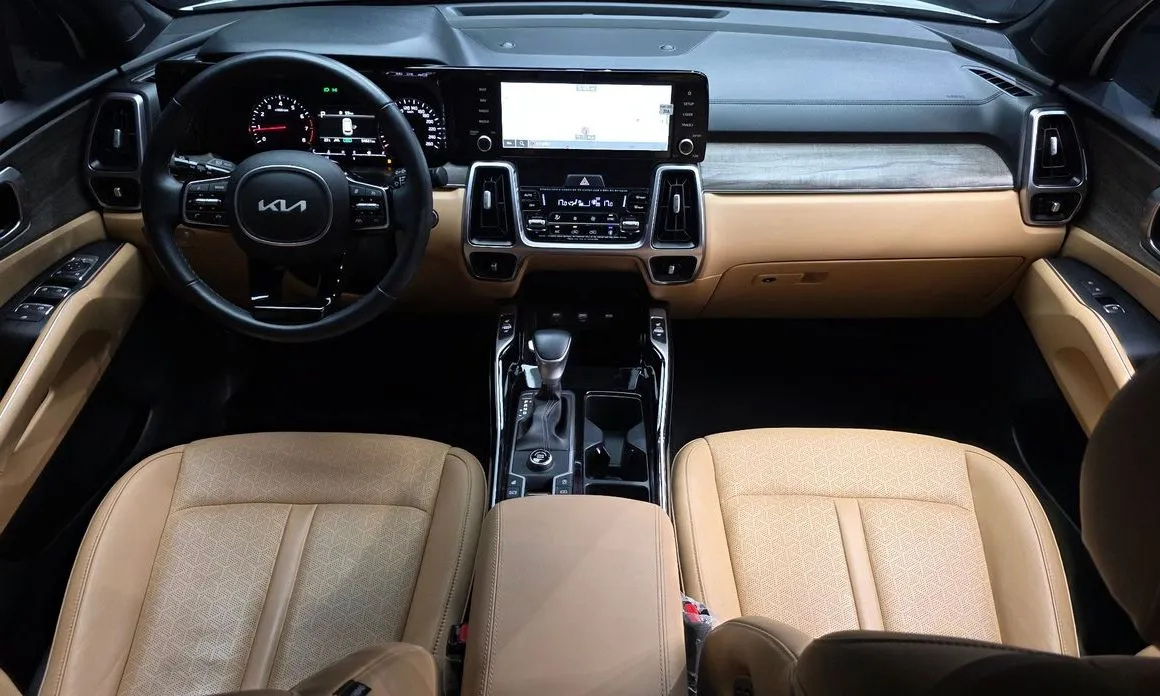Kia Sorento — фото 8