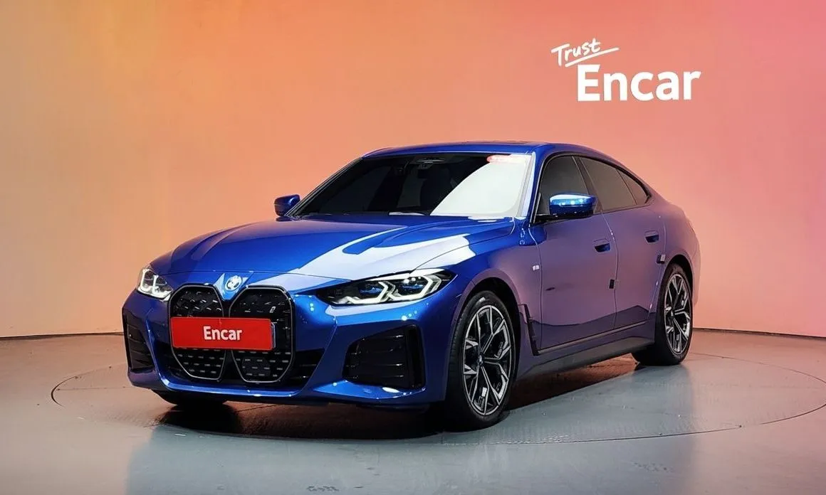 BMW i4