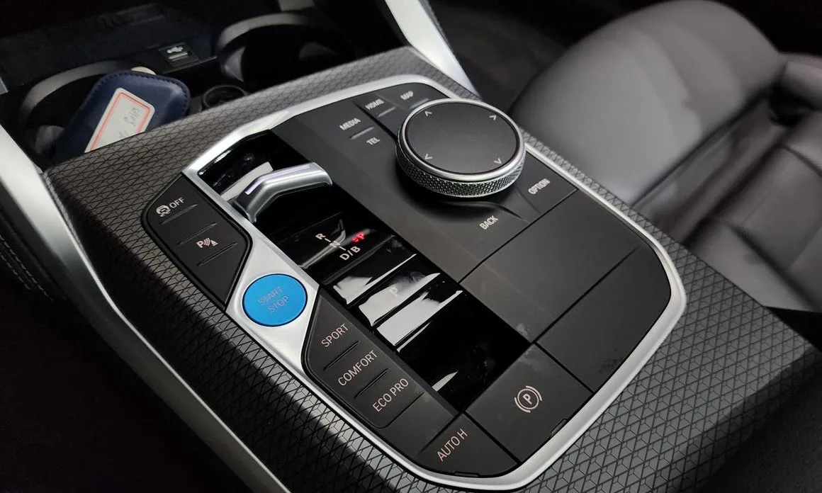 BMW i4 2024 из KR, фото 4