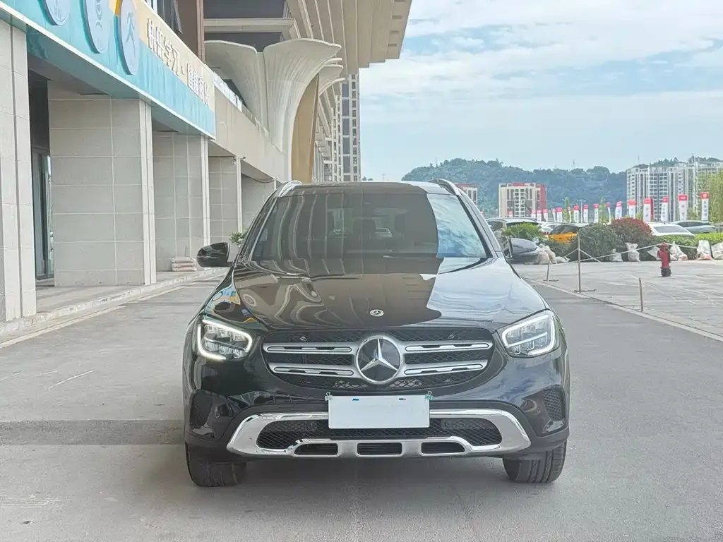 Mercedes-Benz GLC — фото 1