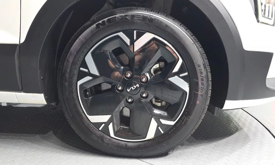 Kia Niro 2023 из KR, фото 10