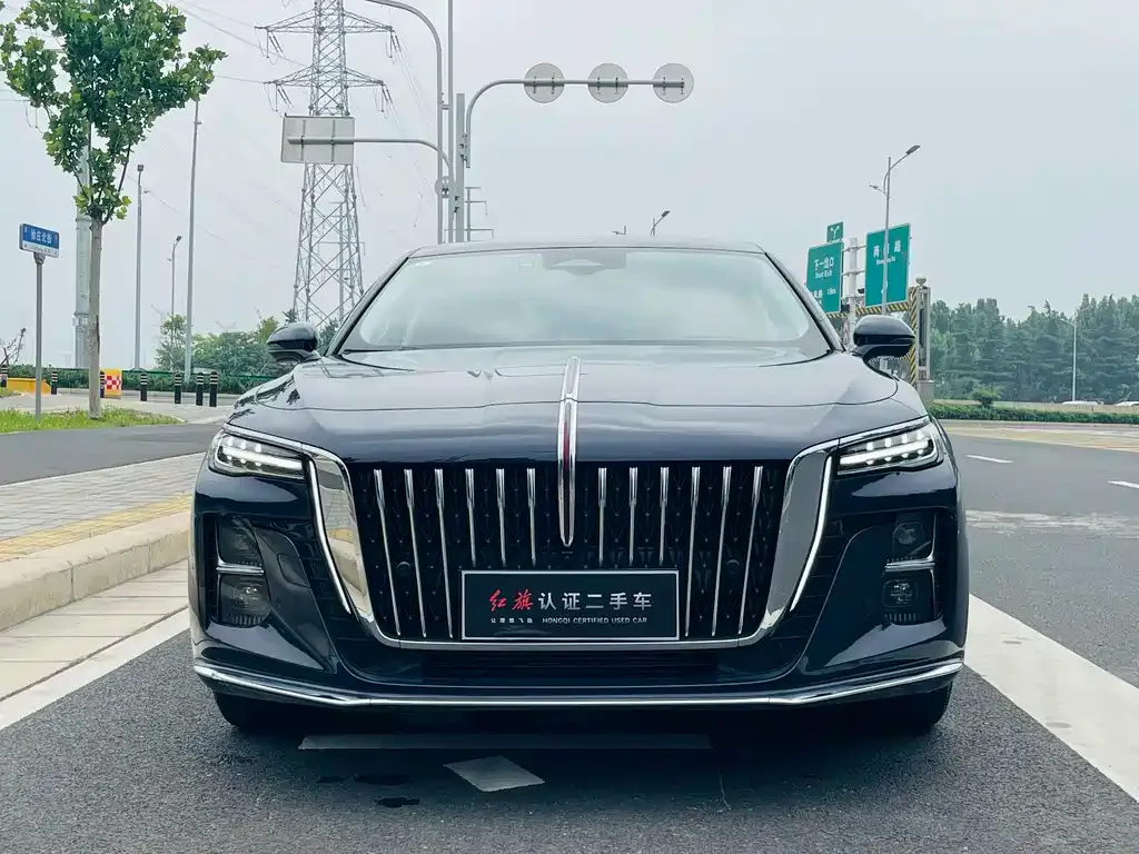 Hongqi H5 — фото 10