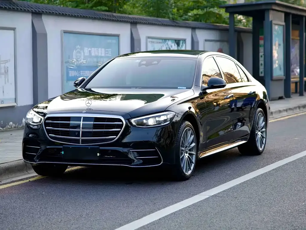 Mercedes-Benz S-Class — фото 1