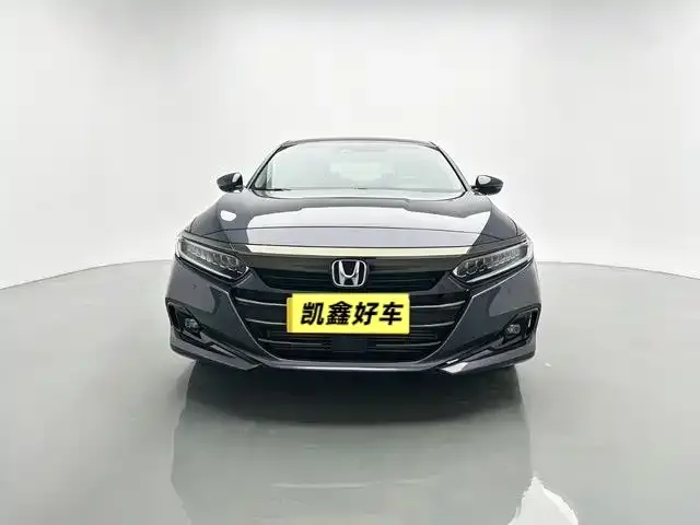 Honda Accord — фото 9