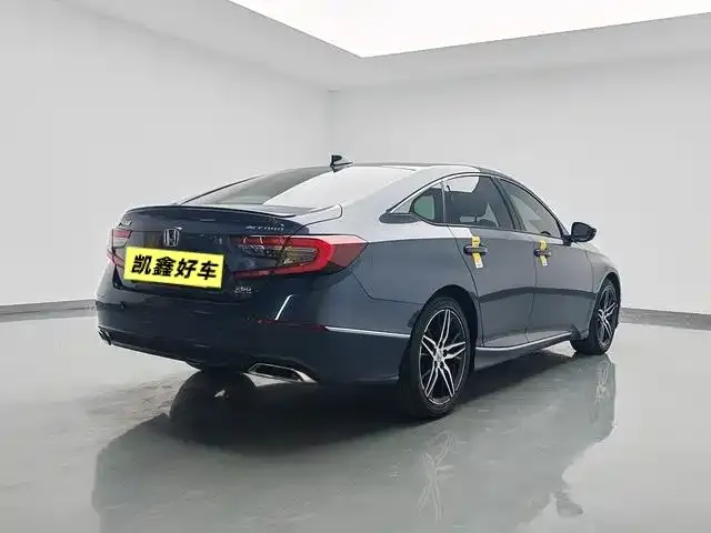 Honda Accord — фото 4
