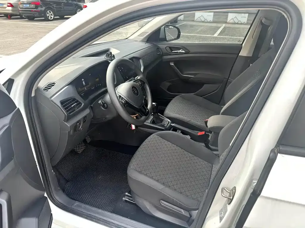 Volkswagen T-Cross 2023 из CN, фото 10