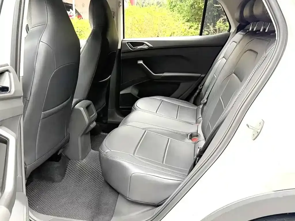 Volkswagen T-Cross 2023 из CN, фото 2