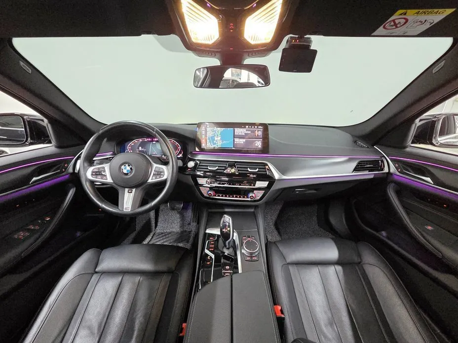 BMW 5-Series 2023 из KR, фото 9