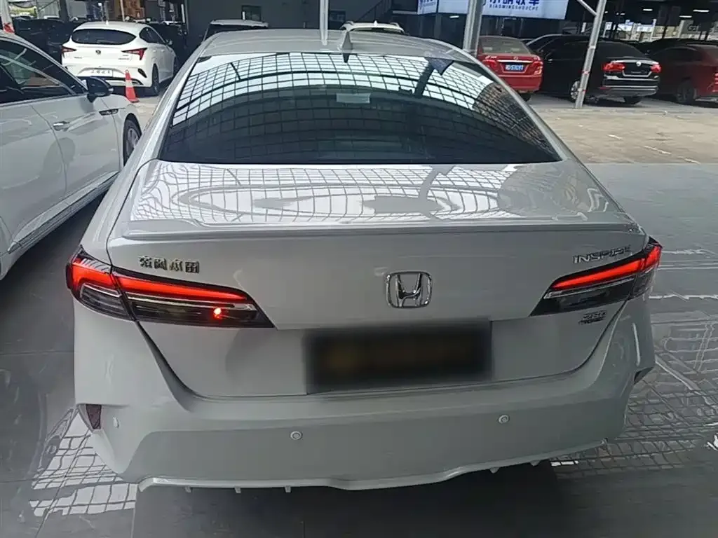 Honda Inspire — фото 4