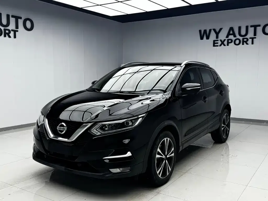 Nissan Qashqai — фото 1
