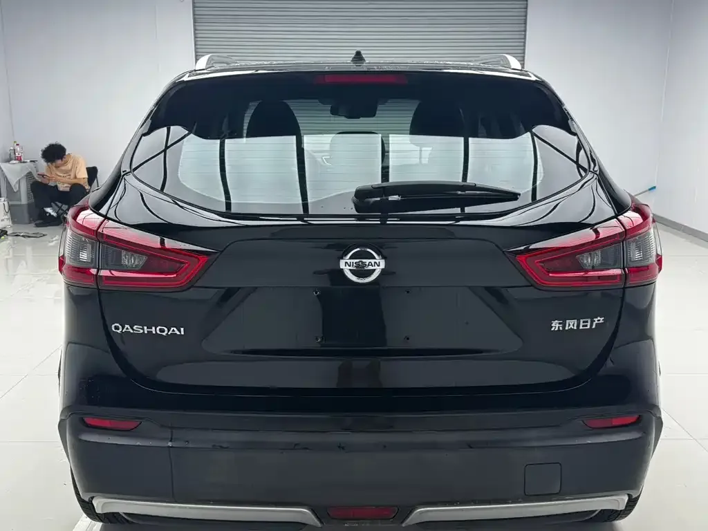 Nissan Qashqai — фото 4