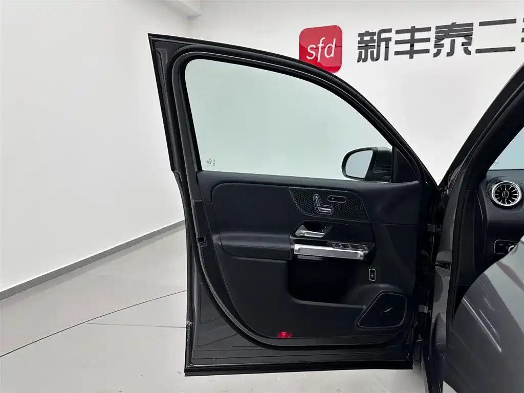 Mercedes-Benz EQB 2025 из CN, фото 6