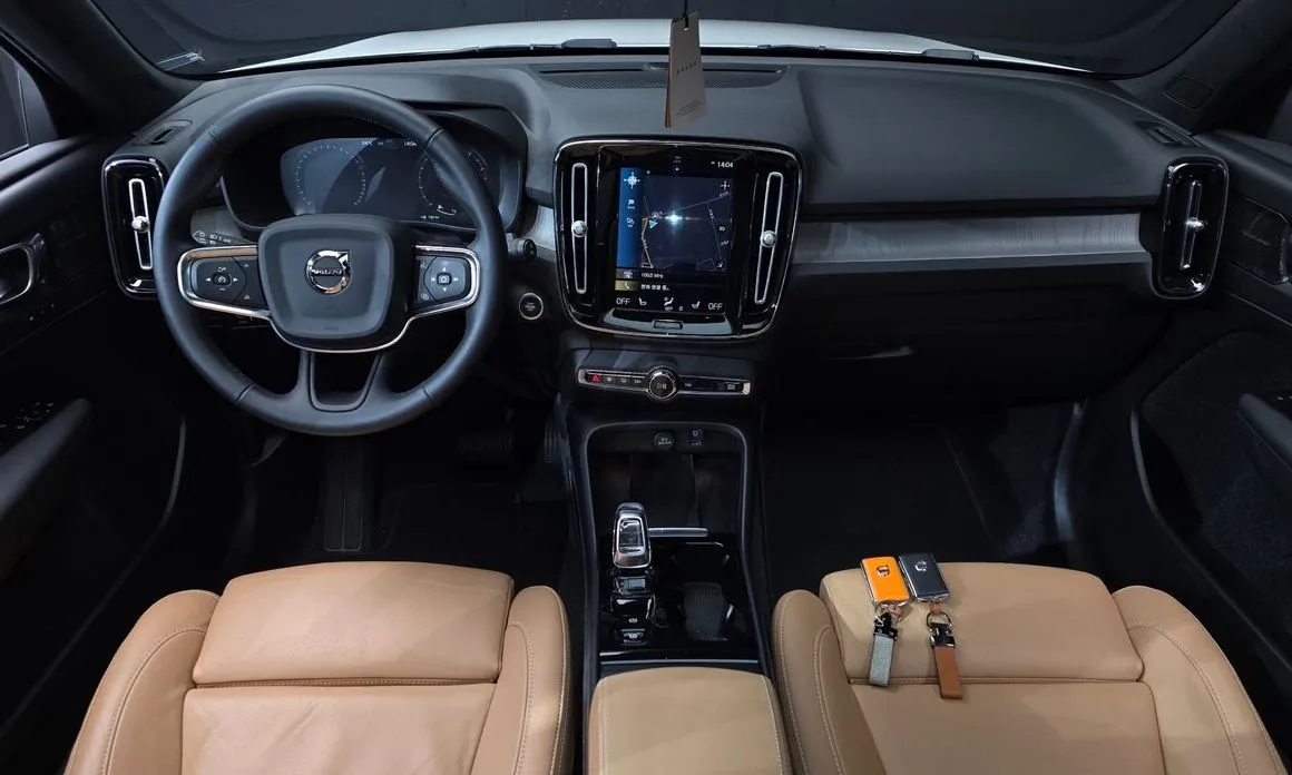Volvo XC40 2022 из KR, фото 3