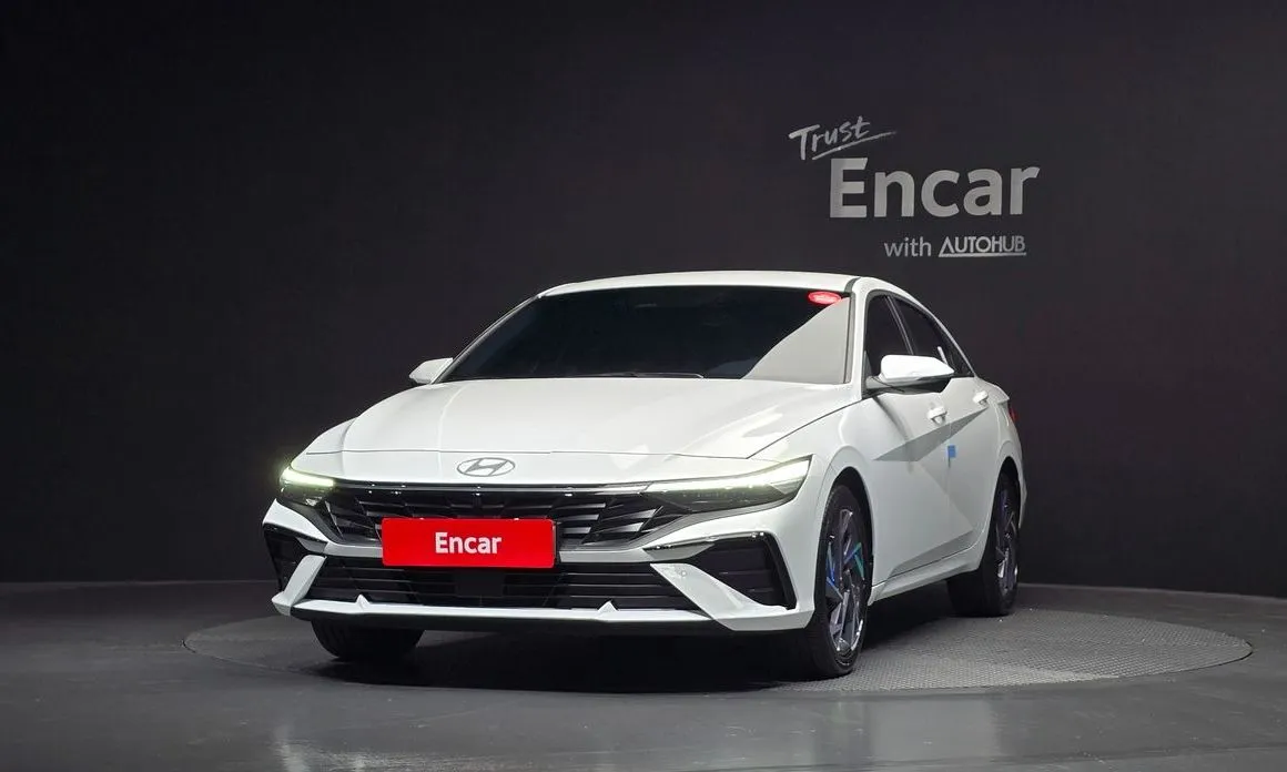 Hyundai AVANTE — фото 3