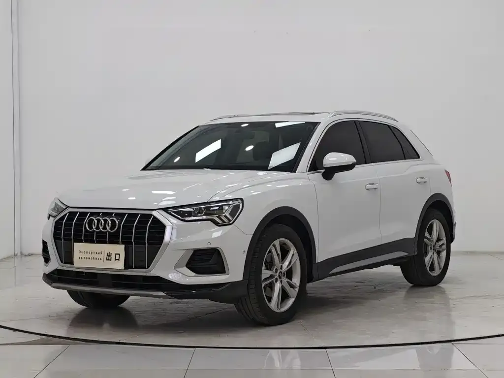 Audi Q3 — фото 9