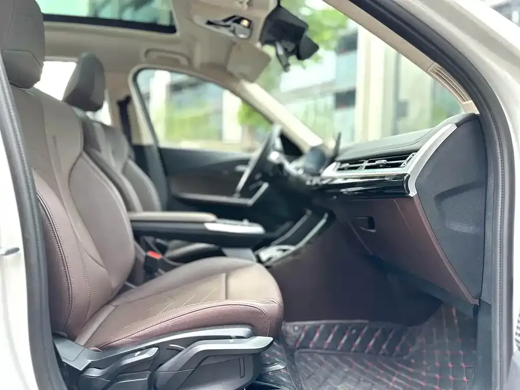 BMW X1 2024 из CN, фото 7