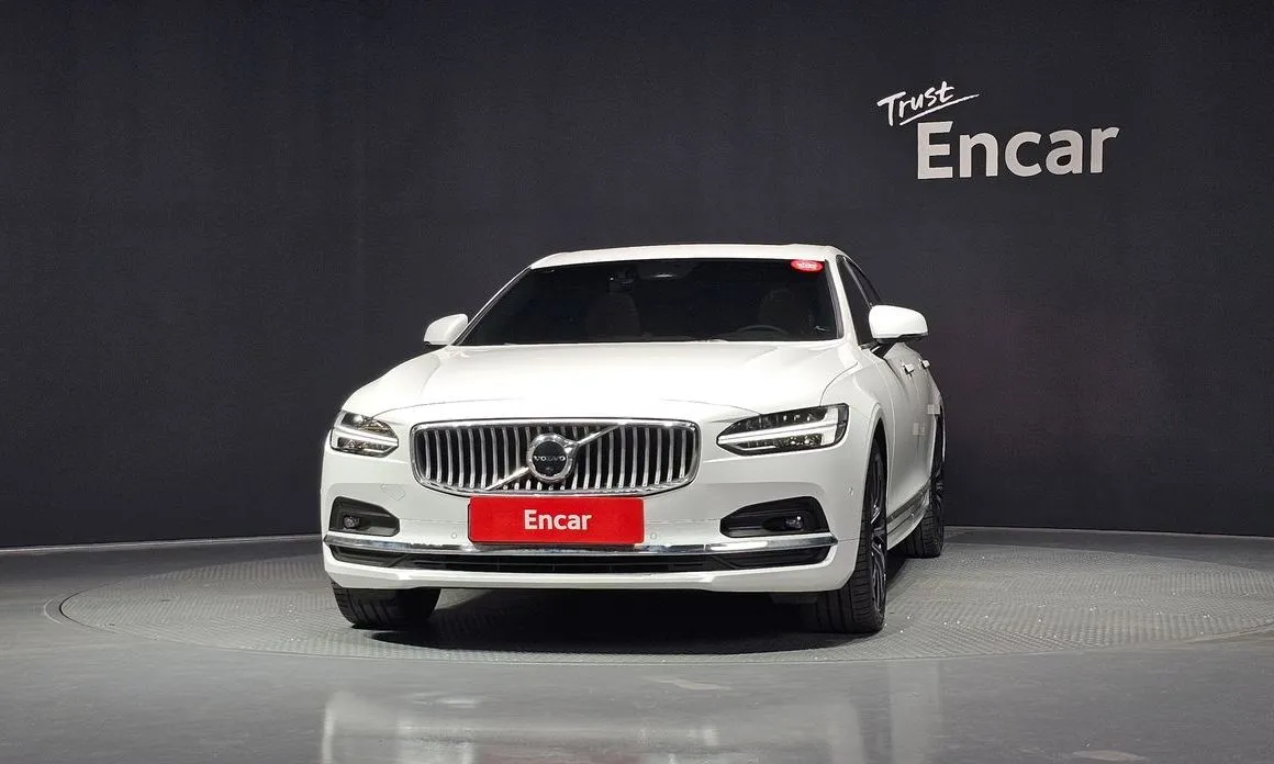 Volvo S90 2023 из KR, фото 4