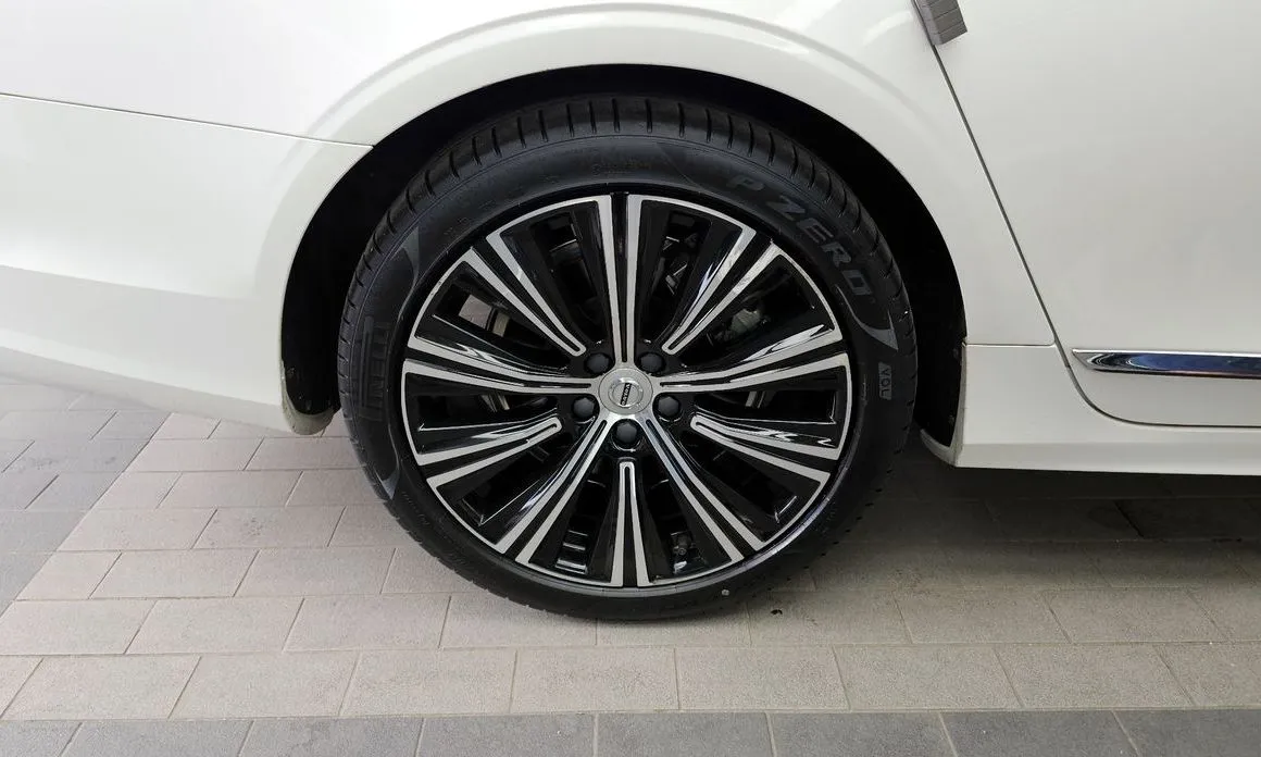 Volvo S90 2023 из KR, фото 5