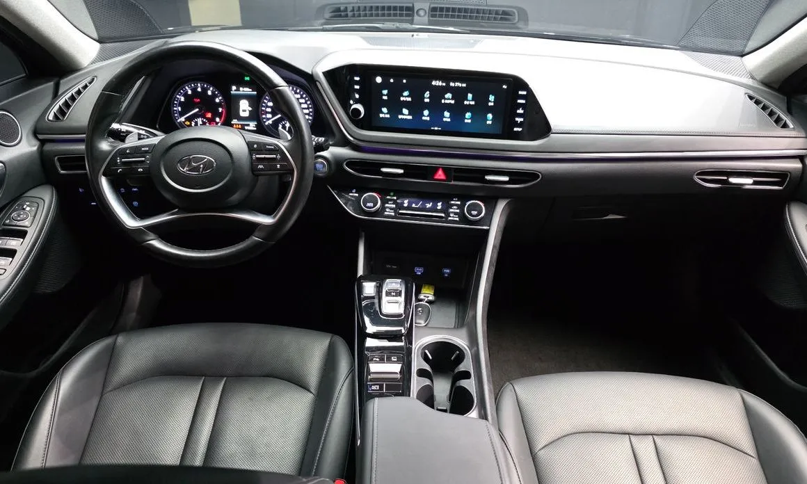 Hyundai Sonata 2023 из KR, фото 2