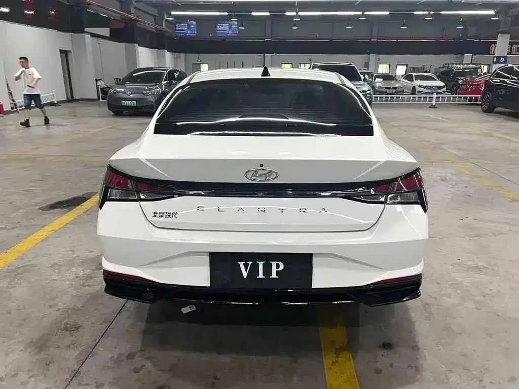 Hyundai Elantra 2022 из CN, фото 3