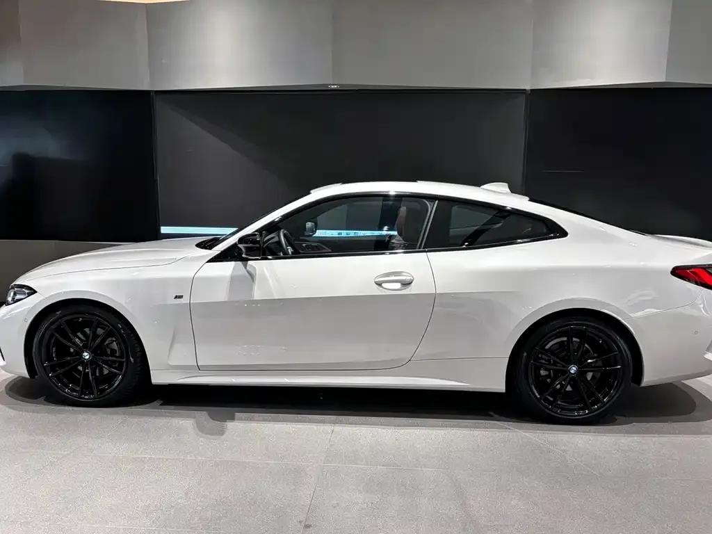 BMW 4 Series 2021 из CN, фото 2