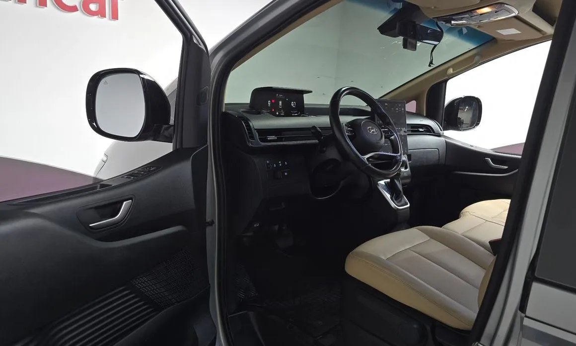 Hyundai Staria 2022 из KR, фото 3