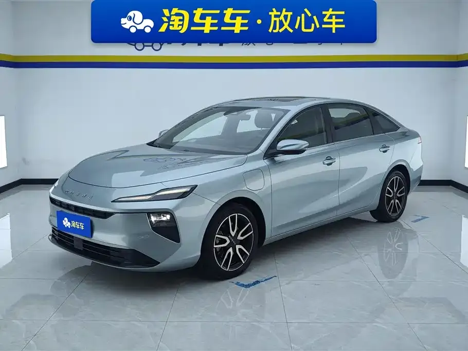 Roewe D6