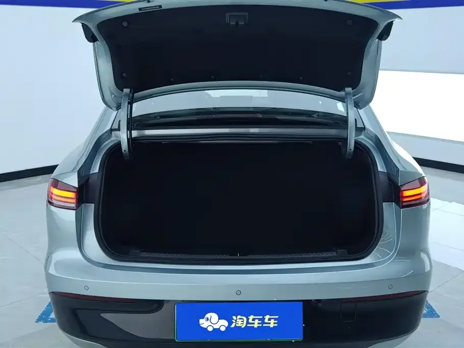 Roewe D6 2025 из CN, фото 6