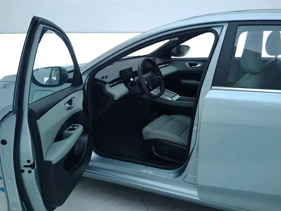 Roewe D6 2025 из CN, фото 7